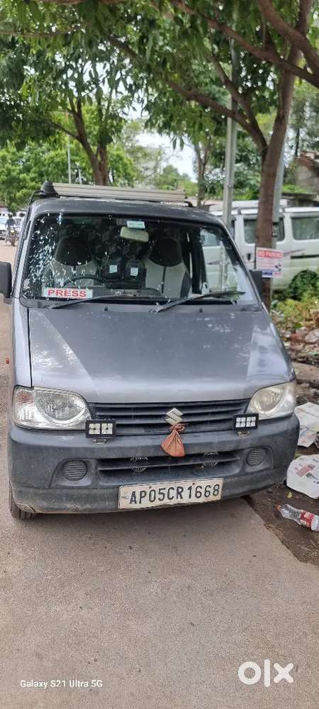 Maruti Suzuki Eeco 2013 Petrol 180000 Km Driven