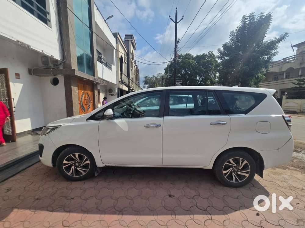 Toyota Innova Crysta 2021 Diesel Well Maintained
