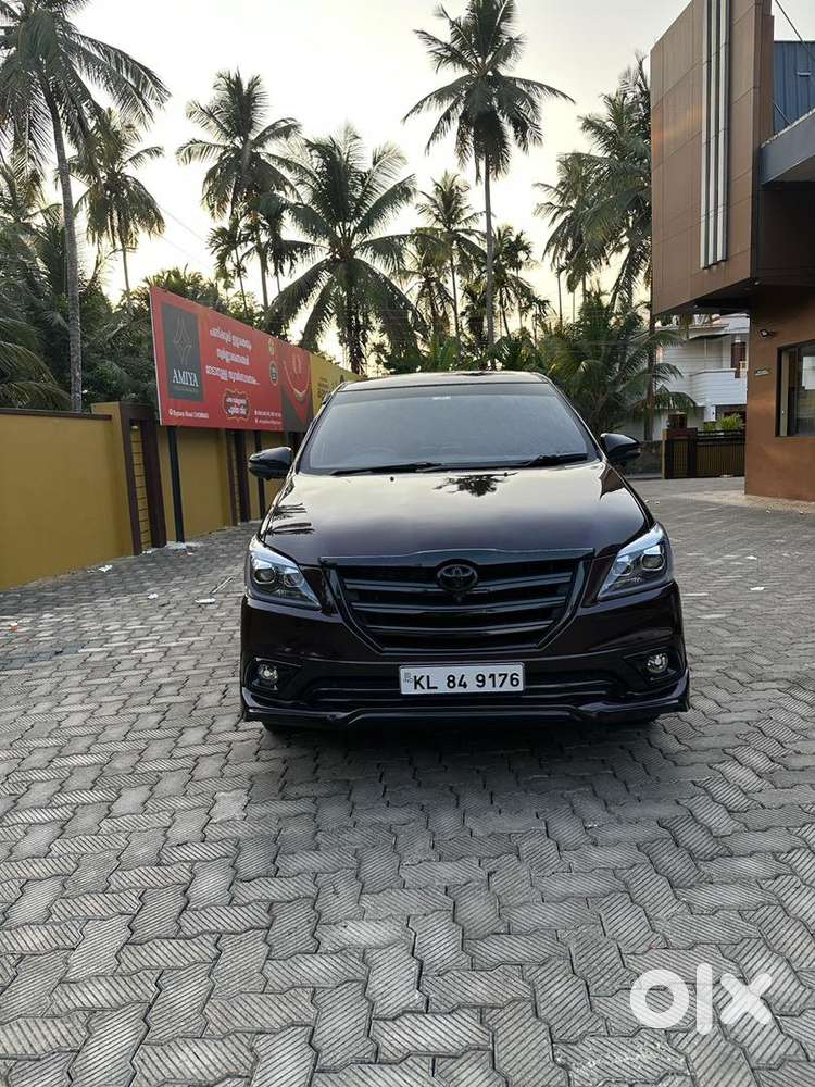 Toyota Innova 2013 Diesel Well Maintained