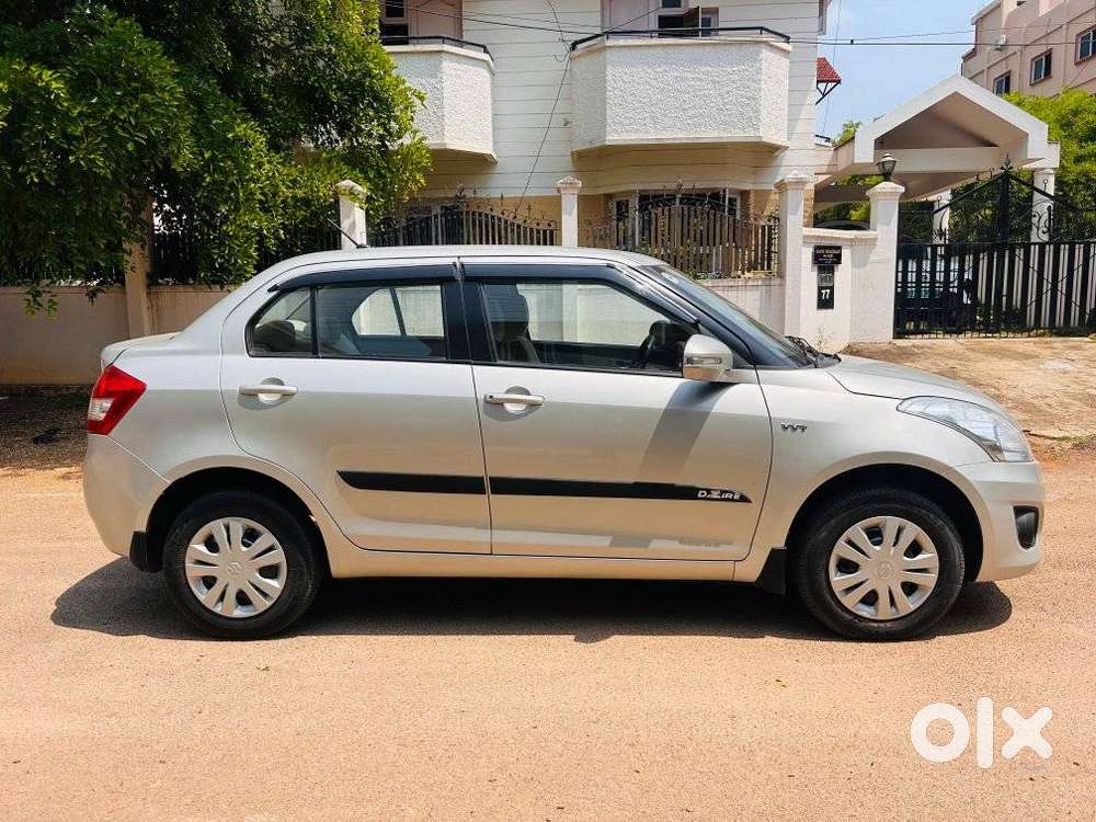Maruti Suzuki Swift Dzire 1.2 Vxi Bsiv, 2014, Petrol