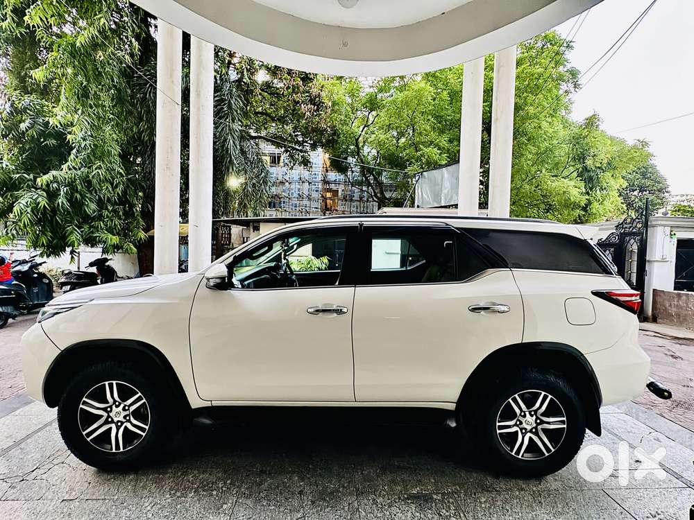 Toyota Fortuner 4x2 At 2.8 Diesel, 2023, Diesel