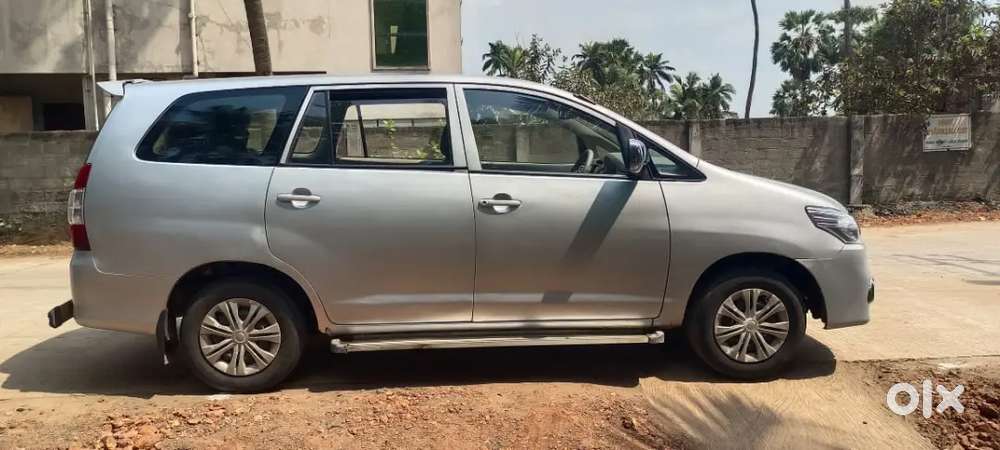 Toyota Innova 2012 Diesel Well Maintained