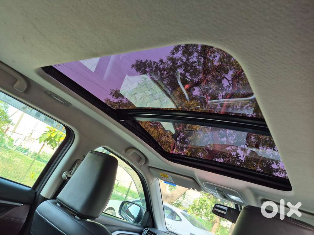 Maruti Suzuki Grand Vitara 1.5 Alpha Smart Hybrid At, 2022, Petrol