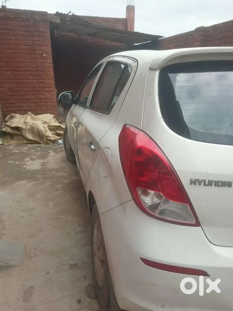 Hyundai I20 Asta 2012 Km Driven