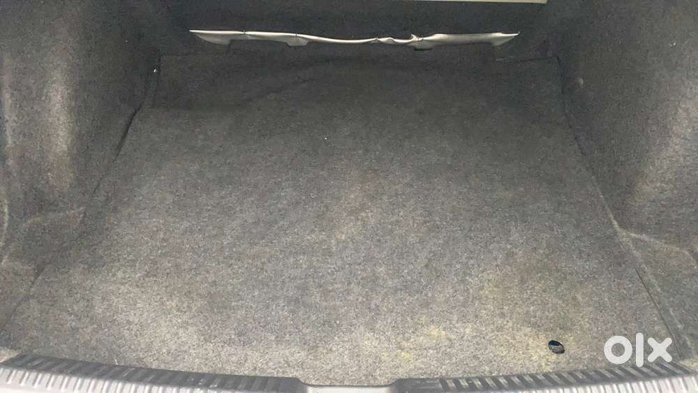 Volkswagen Vento 2010-2013 Petrol Highline, 2013, Petrol