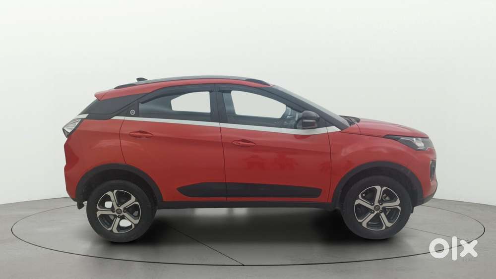 Tata Nexon 1.2 Revotron Xz Plus (s), 2023, Petrol
