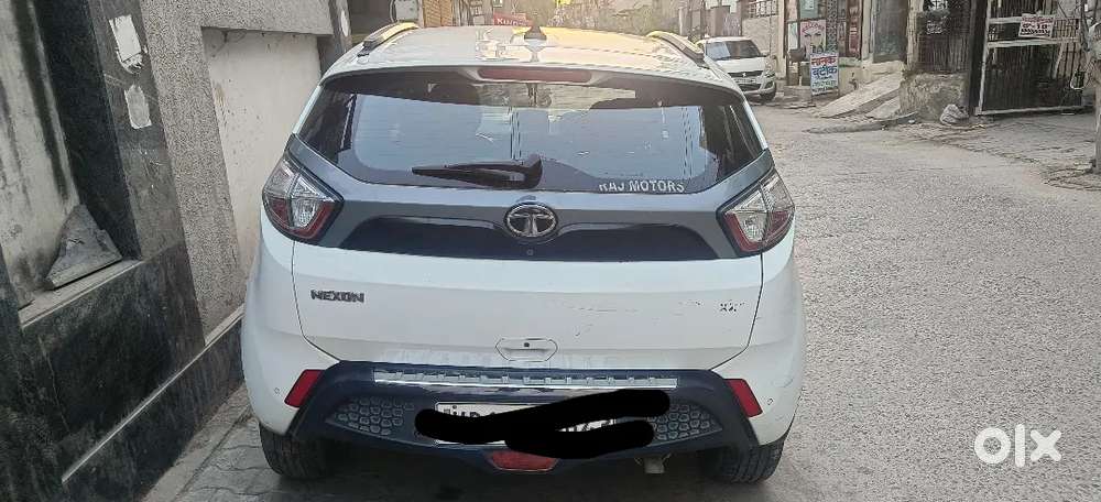 Tata Nexon 2018 Diesel 80000 Km Driven