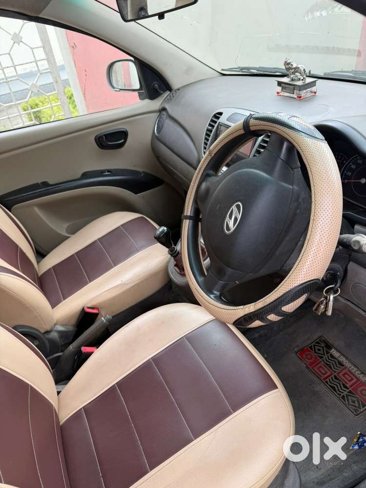 Hyundai I10 Magna O Petrol Automatic 2nd Owner 2012