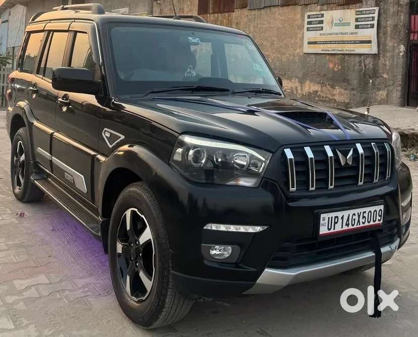 Mahindra Scorpio Classic, 2025, Diesel