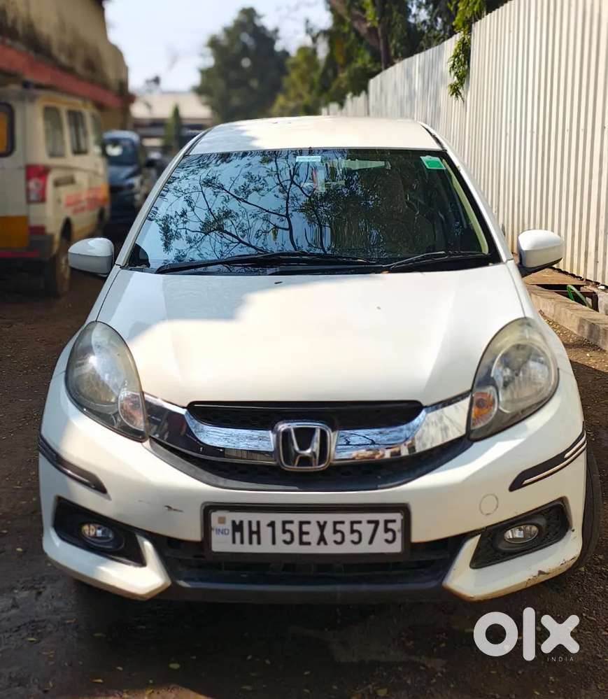 Honda Mobilio 2015 Diesel 145000 Km Driven