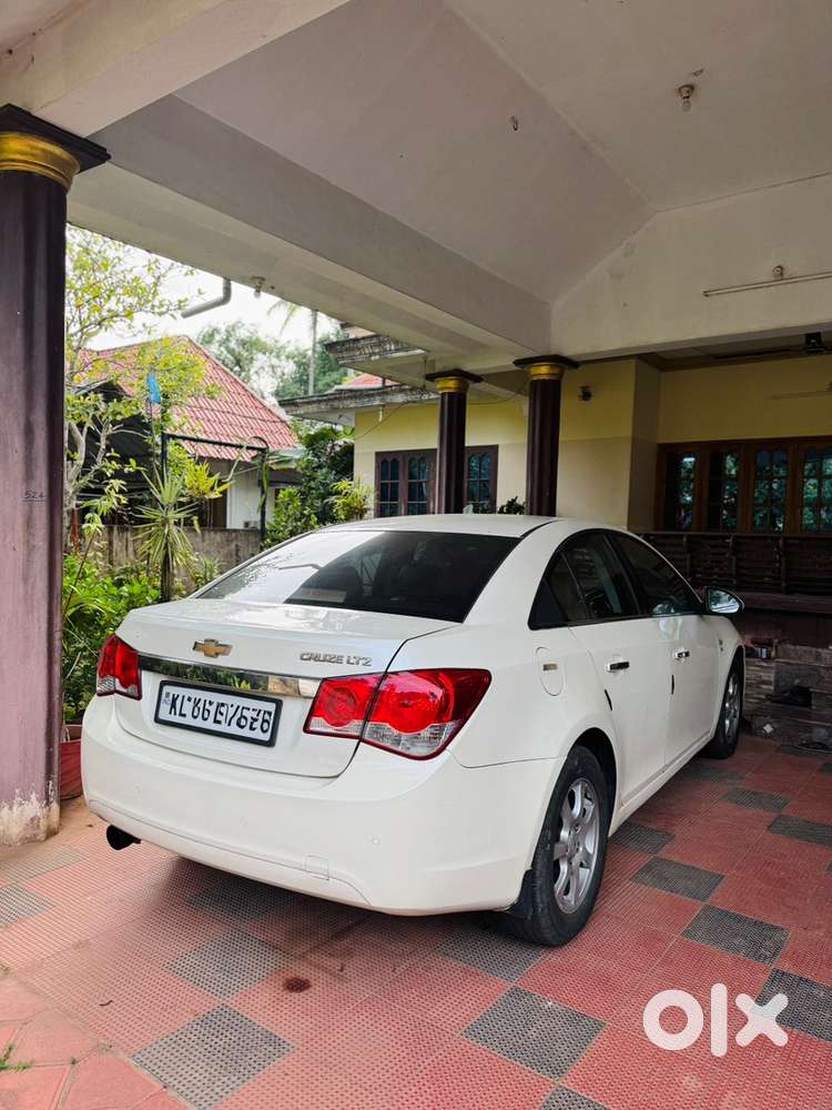 Cruze Turbo Diesel Family Used