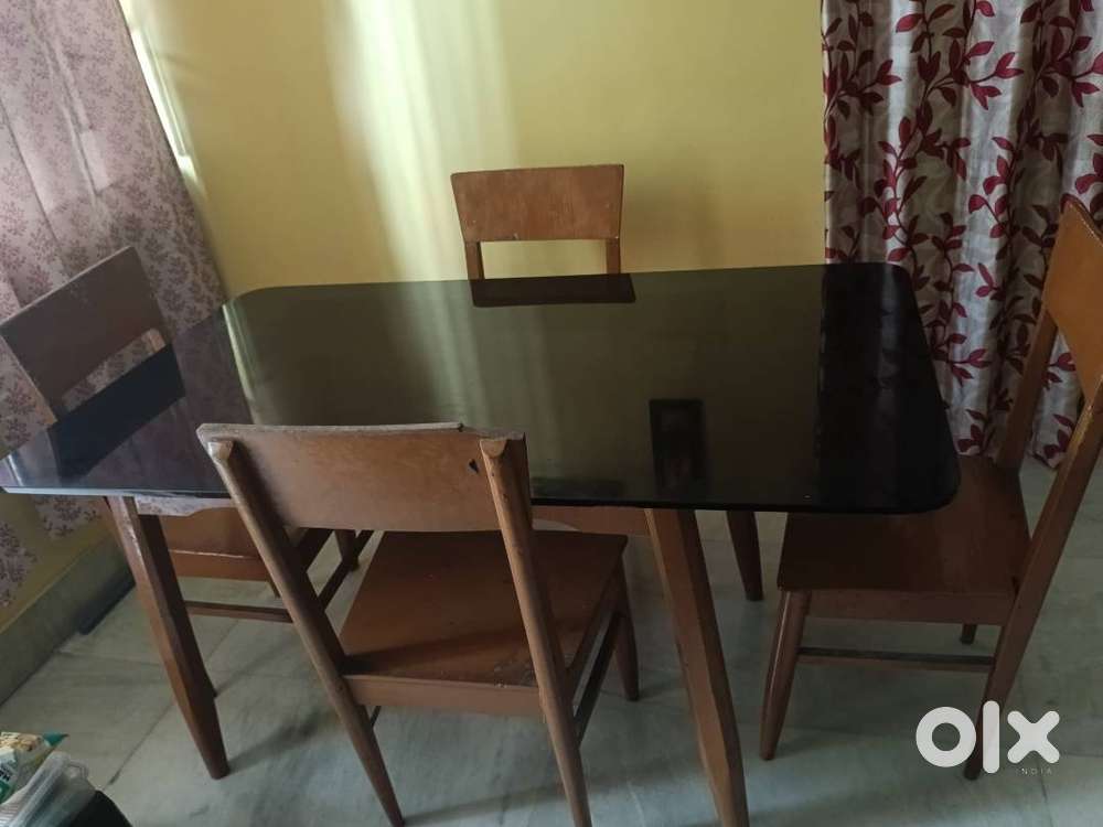 Dining Table with 4 Chairs for Sale