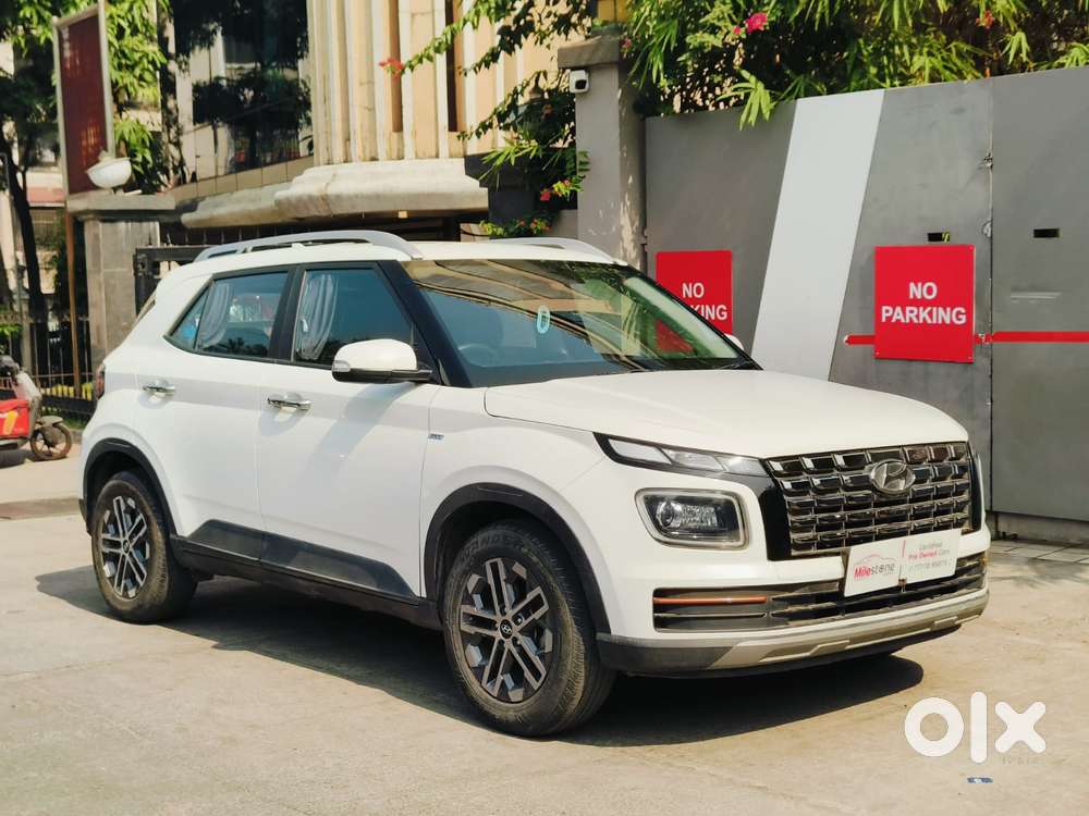 Hyundai Venue 1.0 Sx (o) Turbo Dct, 2023, Petrol