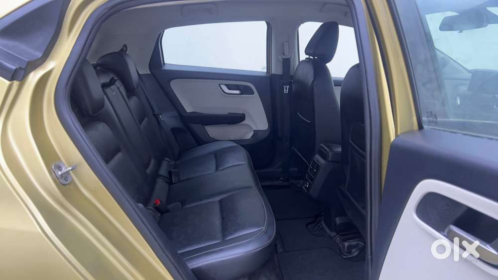 Tata Altroz 1.2 Xz Plus Petrol, 2021, Petrol