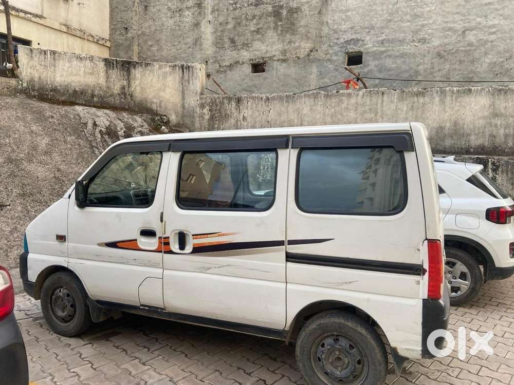 Maruti Suzuki Eeco 2018 Petrol Well Maintained