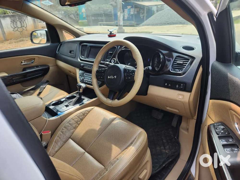 Kia Carnival Limousine Plus 2022 Diesel 51000 Km Driven