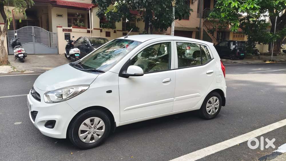 Hyundai I10 Sportz 1.2 Automatic Kappa2, 2011, Petrol