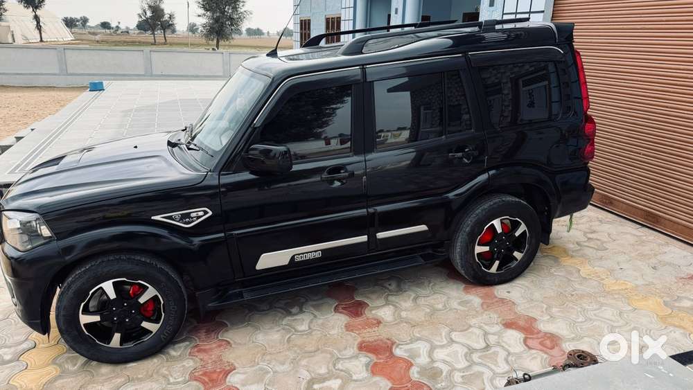 Mahindra Scorpio Classic 2023 Diesel Car