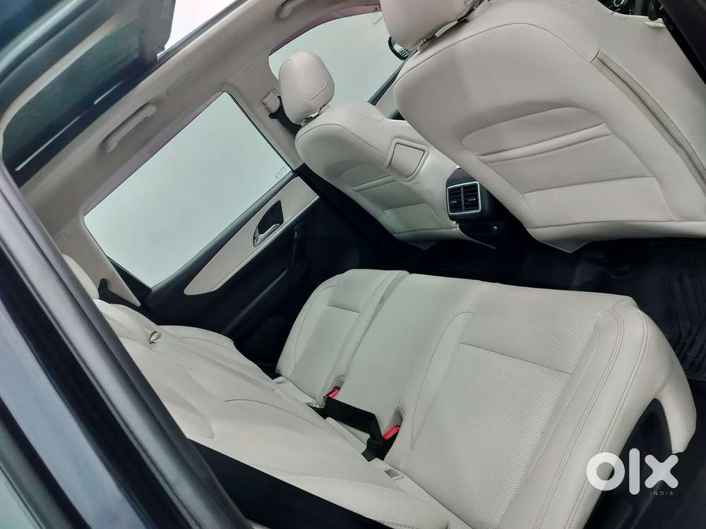 Mahindra Xuv700 2.2 Ax 7 Diesel Mt Str, 2023, Diesel