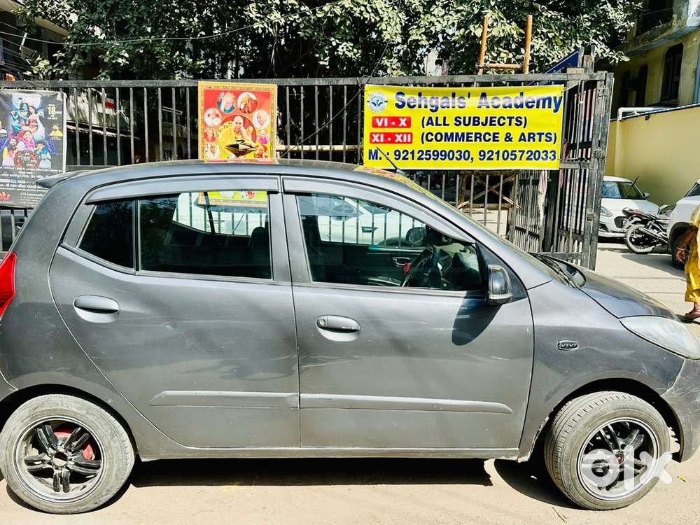 Hyundai I10 Sportz Petrol 2012