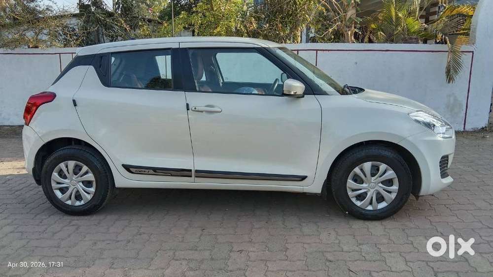 Maruti Suzuki Swift Vxi + Manual, 2020, Petrol