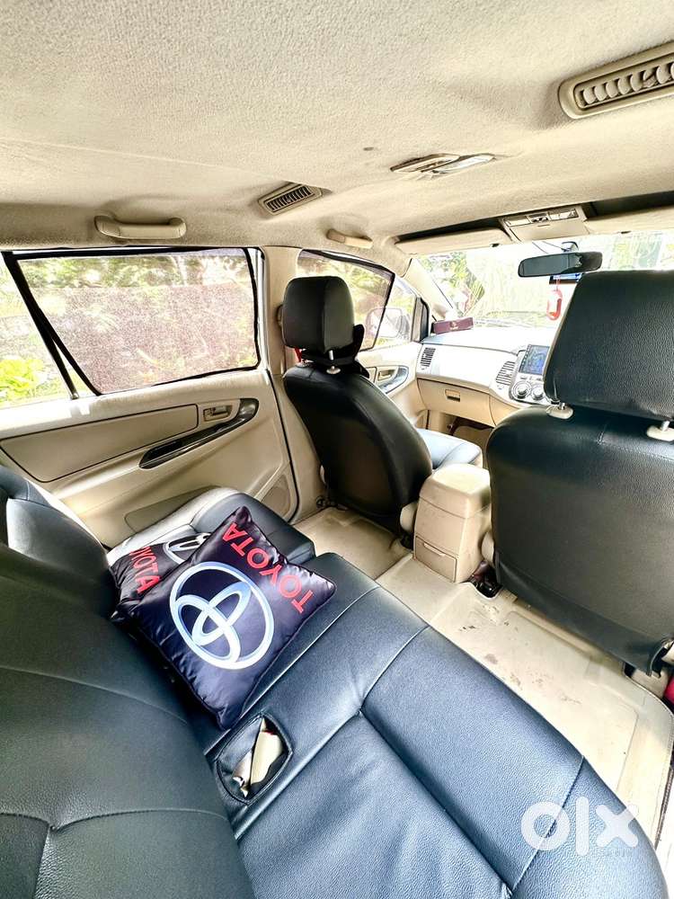 Toyota Innova 2013 Diesel Well Maintained