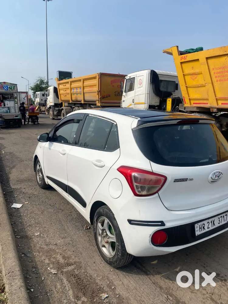 Hyundai Grand I10 Magna 2015 Gaadi Affidavit Pr Milegi Naam Nhi Hogi