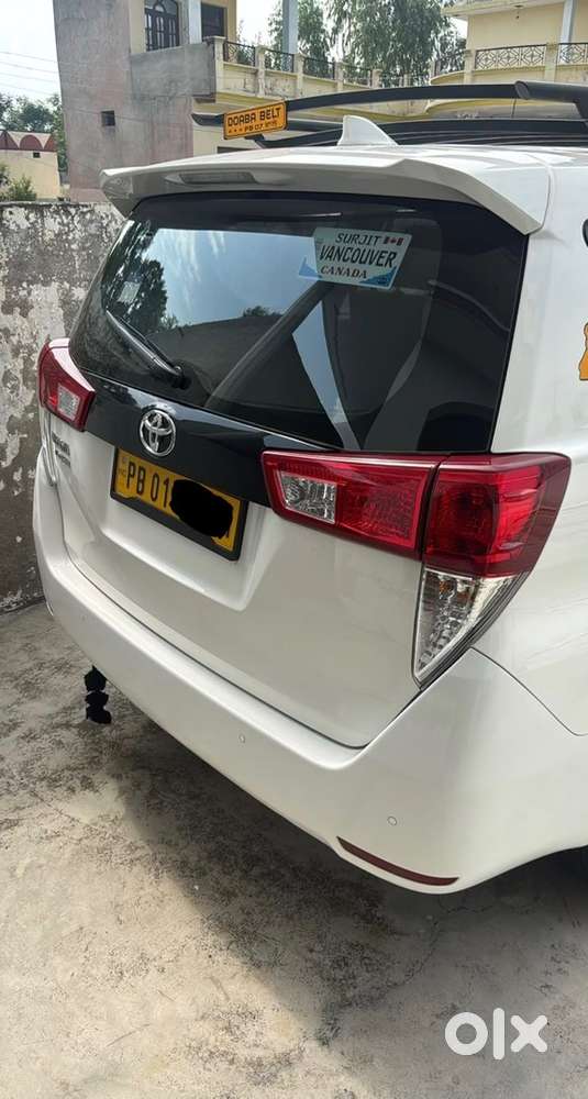 Toyota Innova Crysta 2.4 Gx 7-seater