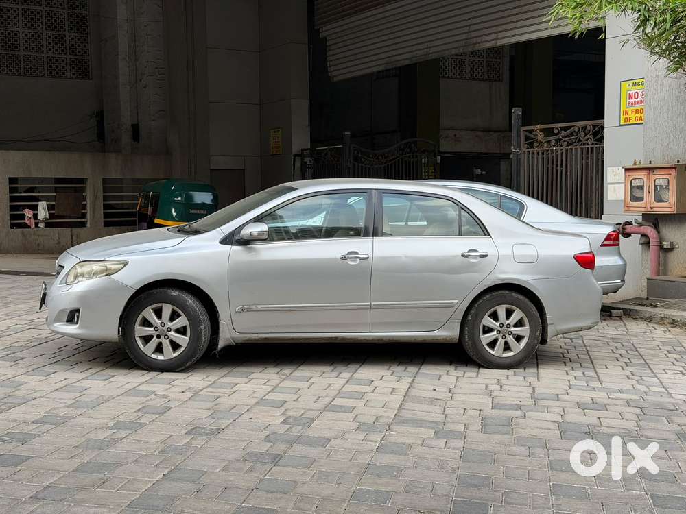 Toyota Corolla Altis G, 2009, Cng & Hybrids