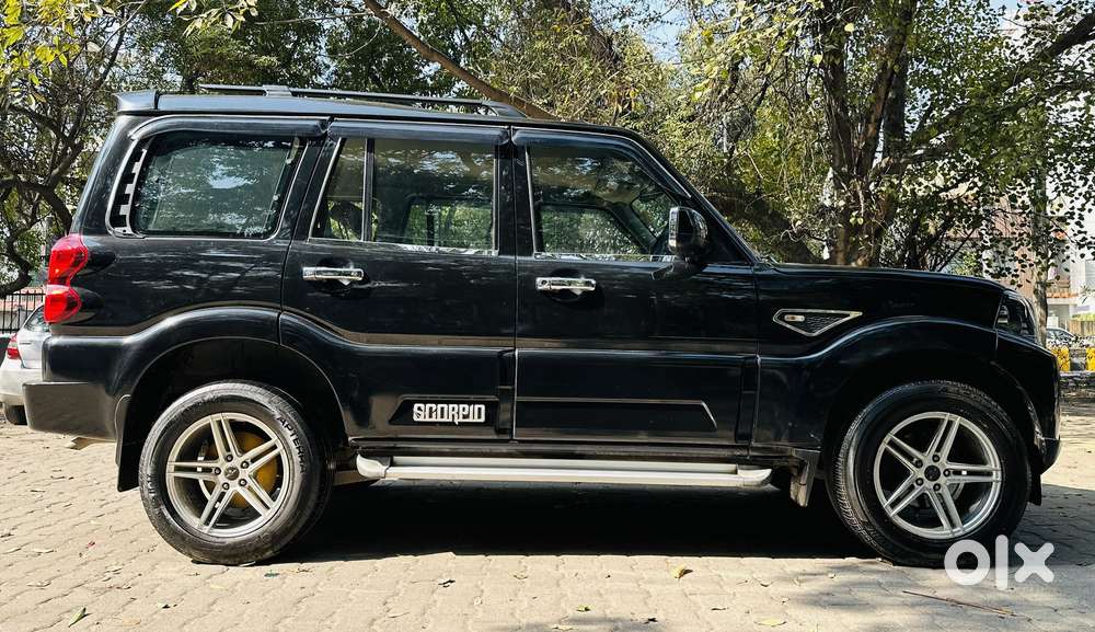 Mahindra Scorpio