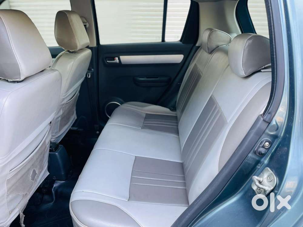 Maruti Suzuki Swift Lxi Option, 2010, Petrol