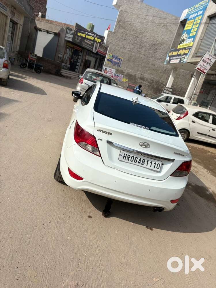 Hyundai Fluidic Verna 2013 Diesel Manual