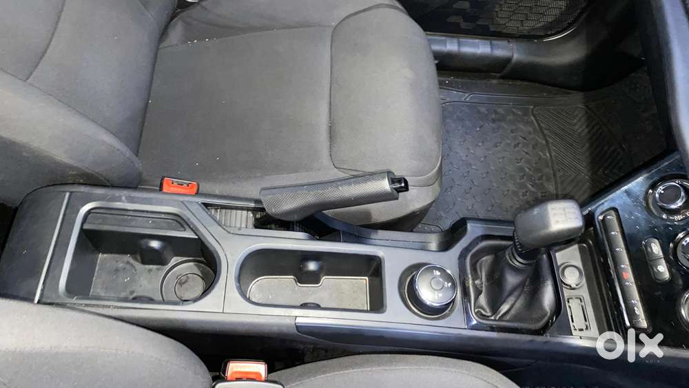 Tata Nexon Smart 1.2 Revotron Petrol 5 Mt, 2024, Petrol