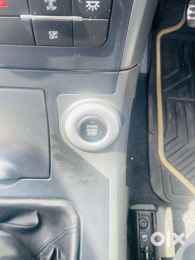 Mahindra Xuv500 W10 2wd, 2018, Diesel