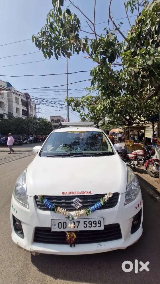 Maruti Suzuki Ertiga 2012 Petrol 74000 Km Driven