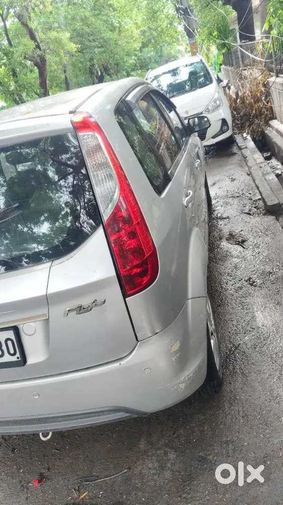 Ford Figo 1.2 Petrol 2011