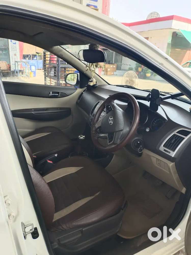 Hyundai I20 Sportz 2012