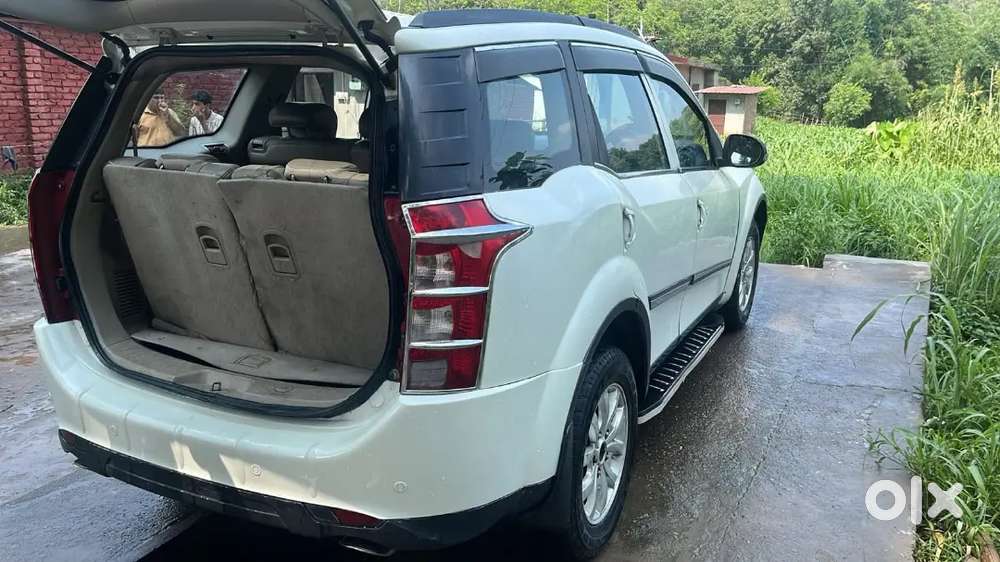 Mahindra Xuv500 2.2 W10 2016