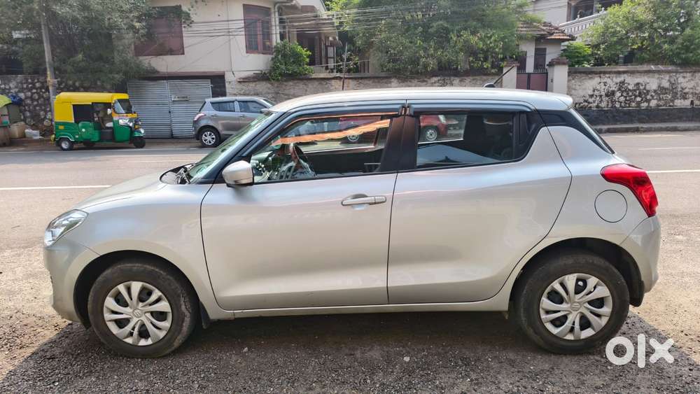 Maruti Suzuki Swift Vxi + Manual, 2019, Petrol