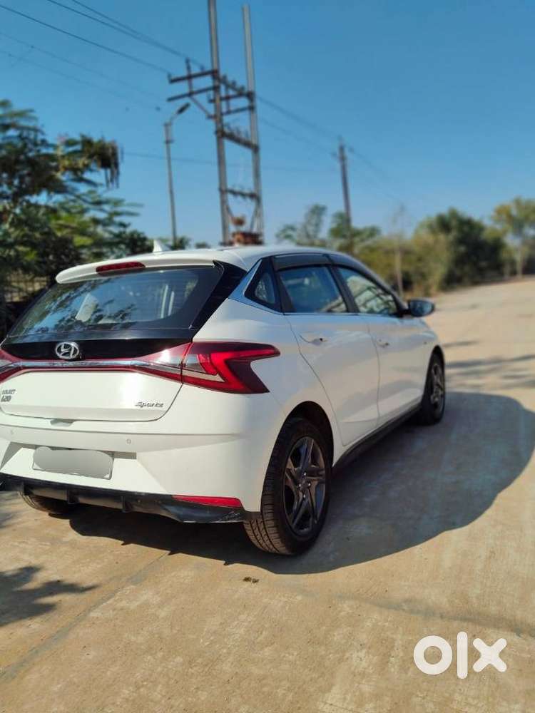 Hyundai I20 Sportz 1.2 Ivt Dual Tone, 2021, Petrol