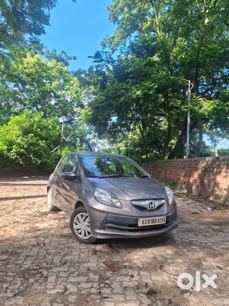 Honda Brio 2013 Petrol Well Maintained