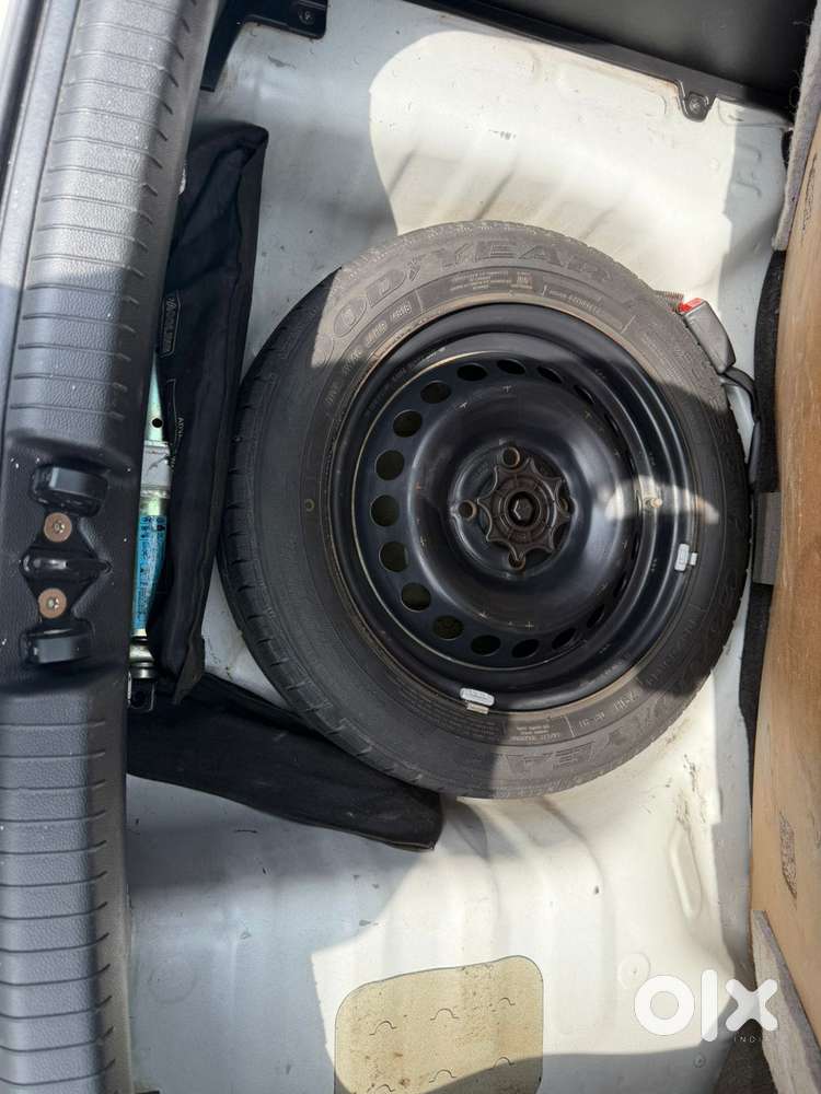 Hyundai I10 Sportz, 2018, Petrol