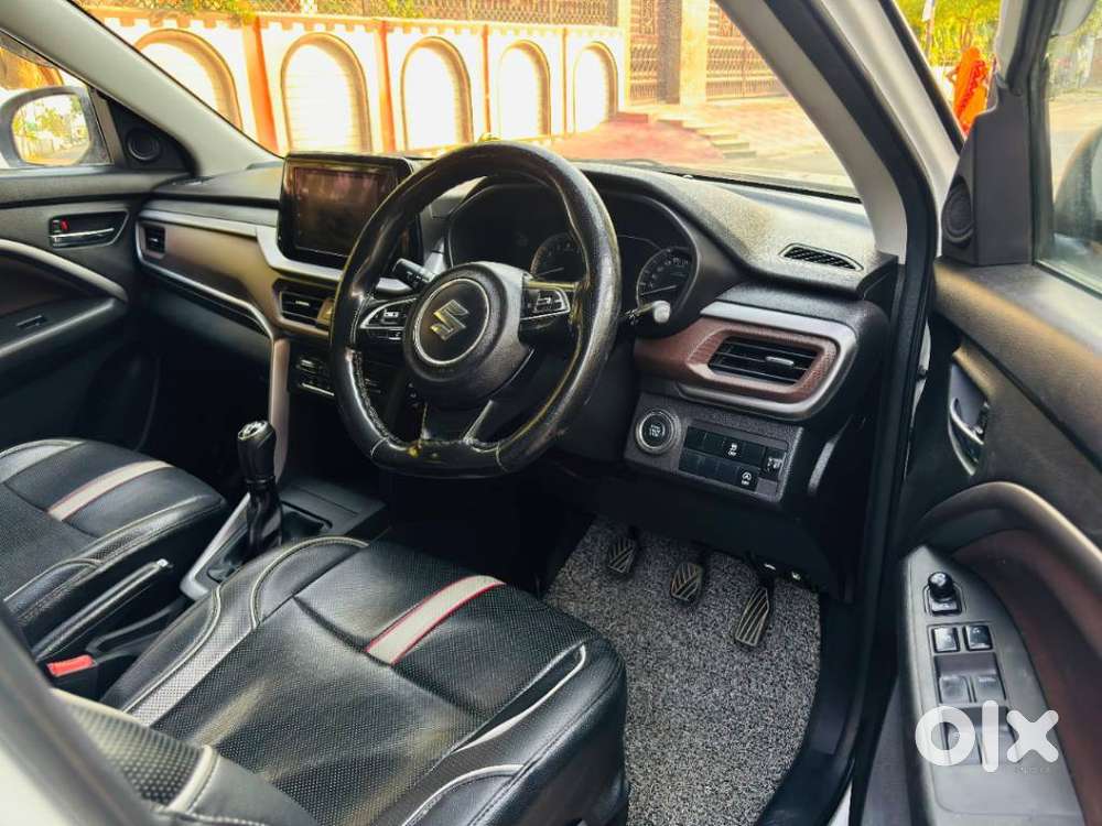 Maruti Suzuki Brezza 1.5 Zxi Smart Hybrid, 2023, Petrol