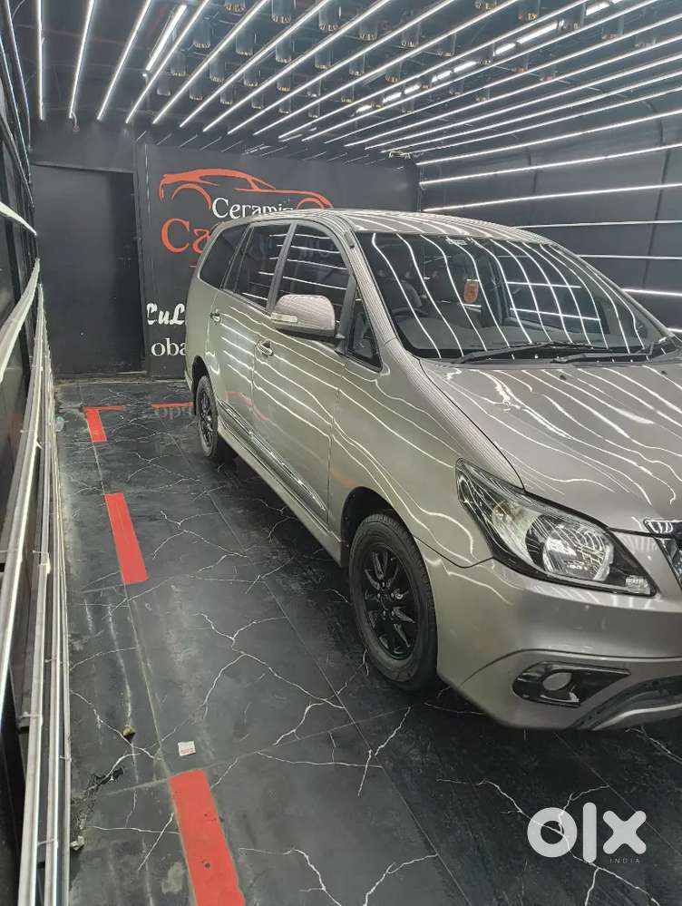 Toyota Innova 2.5 Diesel 2011 Family Used Good Condition