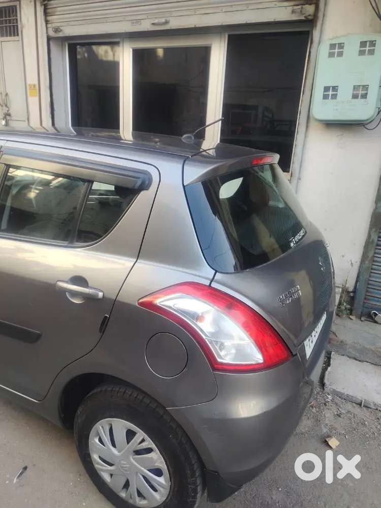 Maruti Suzuki Swift 2016 Petrol 68948 Km Driven