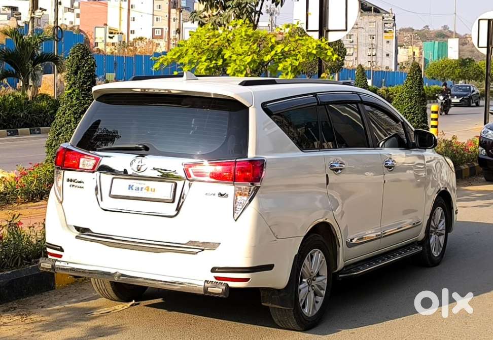 Toyota Innova Crysta
