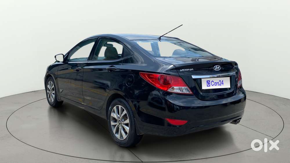 Hyundai Verna Fluidic 1.6 Vtvt Sx, 2014, Petrol