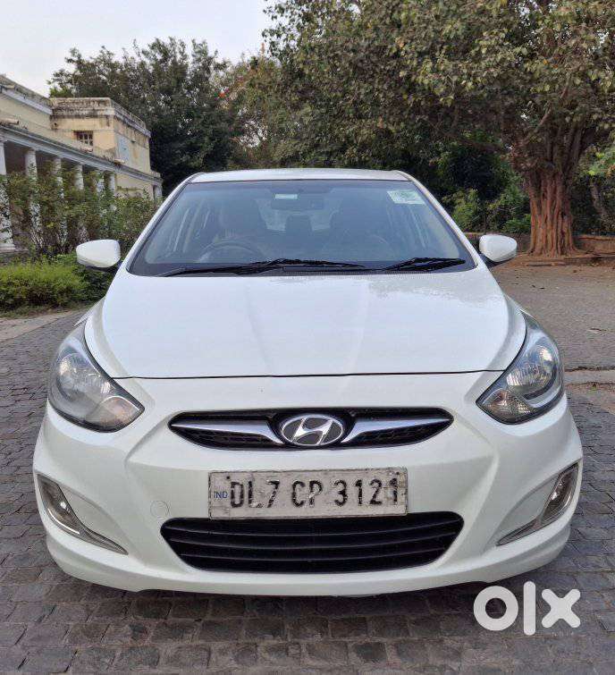 Hyundai Verna 1.6 Sx Vtvt, 2013, Petrol
