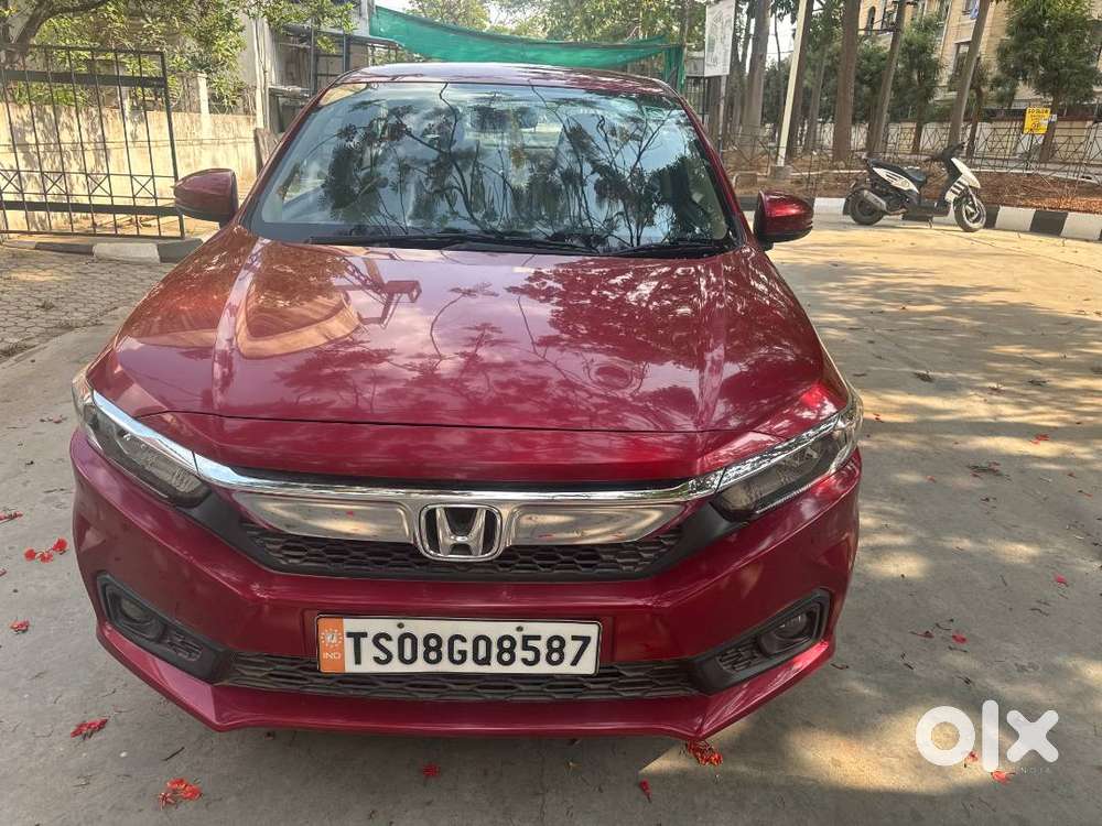 Honda Amaze 2019 Petrol 2600 Km Driven  Driven By Senior Citizen