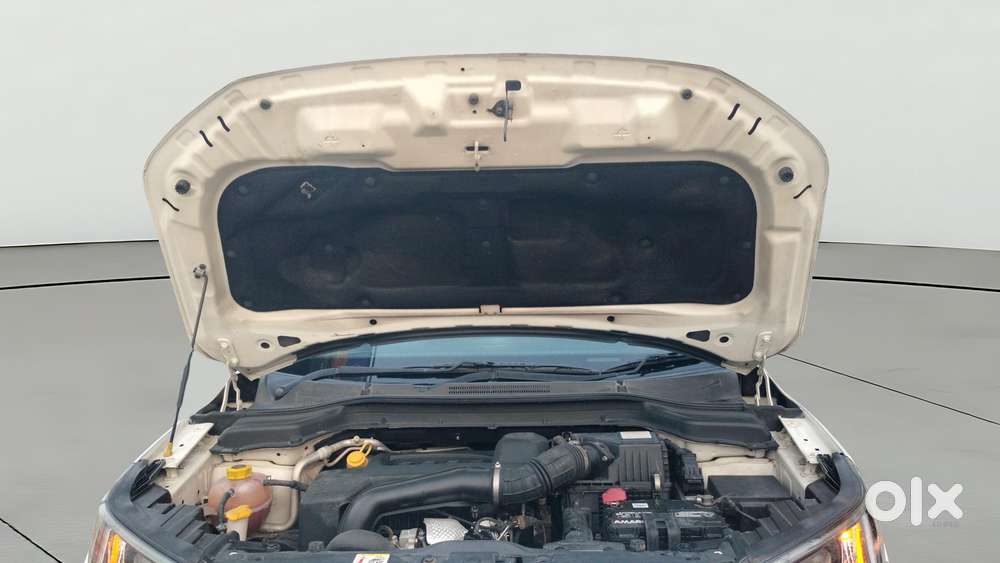 Mahindra Xuv300 W8 Amt Diesel, 2020, Diesel